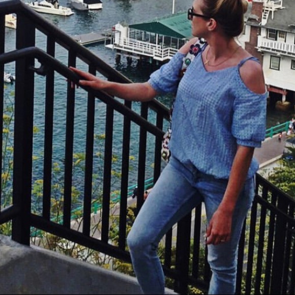 Yoco Blue Plaid Drop Shoulder Top size Small - Picture 2 of 5